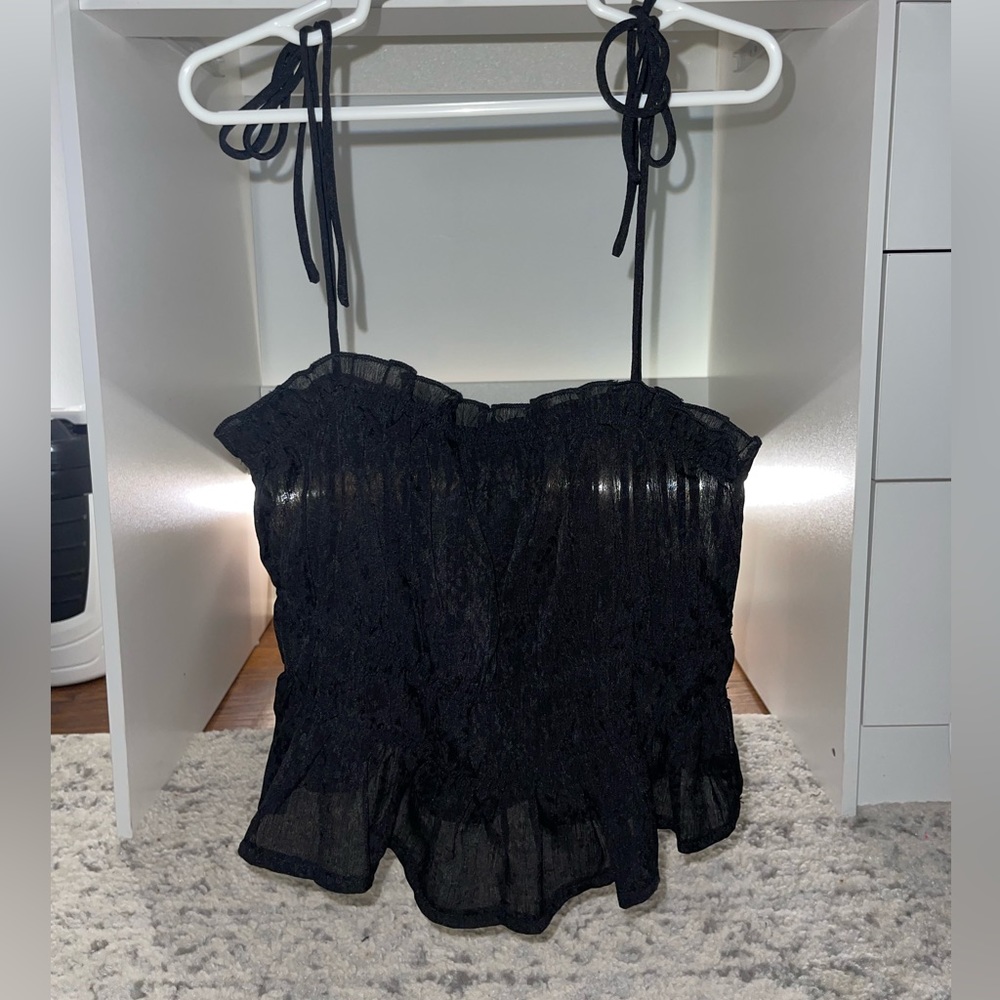 Size 2 US / Princess Polly / Black party top